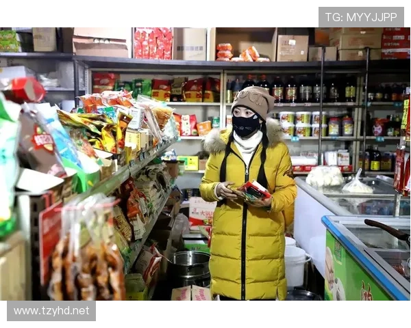 石智勇训练完顺手拎走两袋米，教练：这算工伤吗