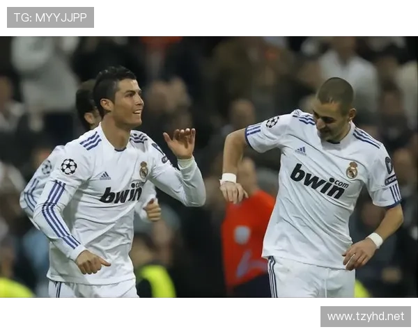 本泽马与阿圭罗终结能力及战术角色对比分析